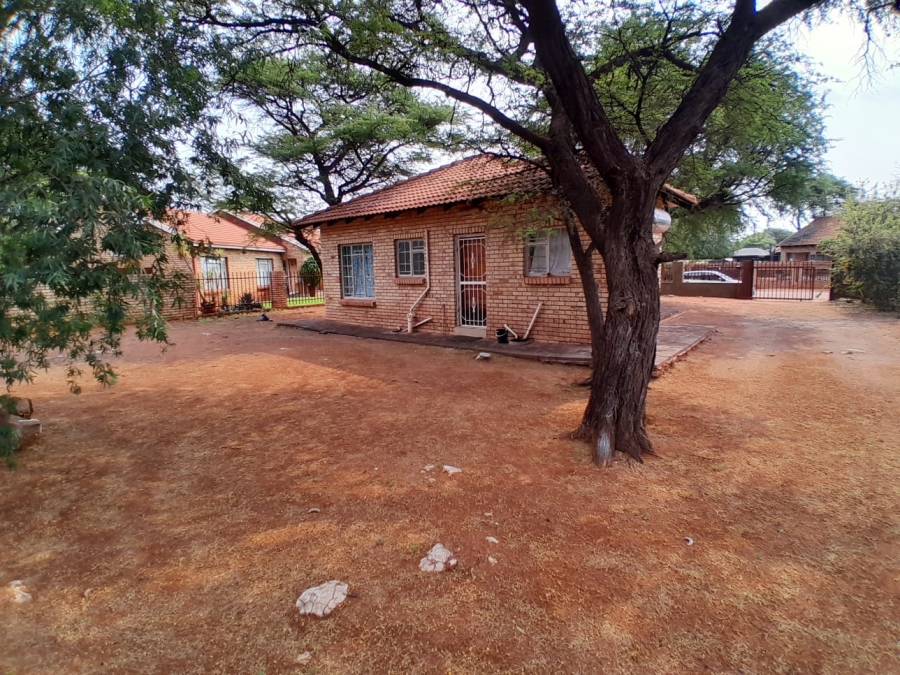 To Let 2 Bedroom Property for Rent in Kathu Northern Cape